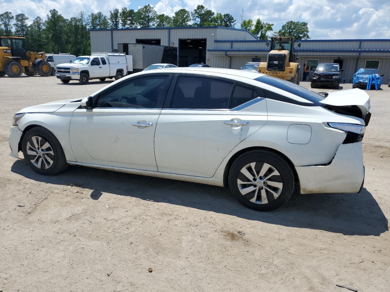 2020 Nissan Altima 2.5 S - Фото 2