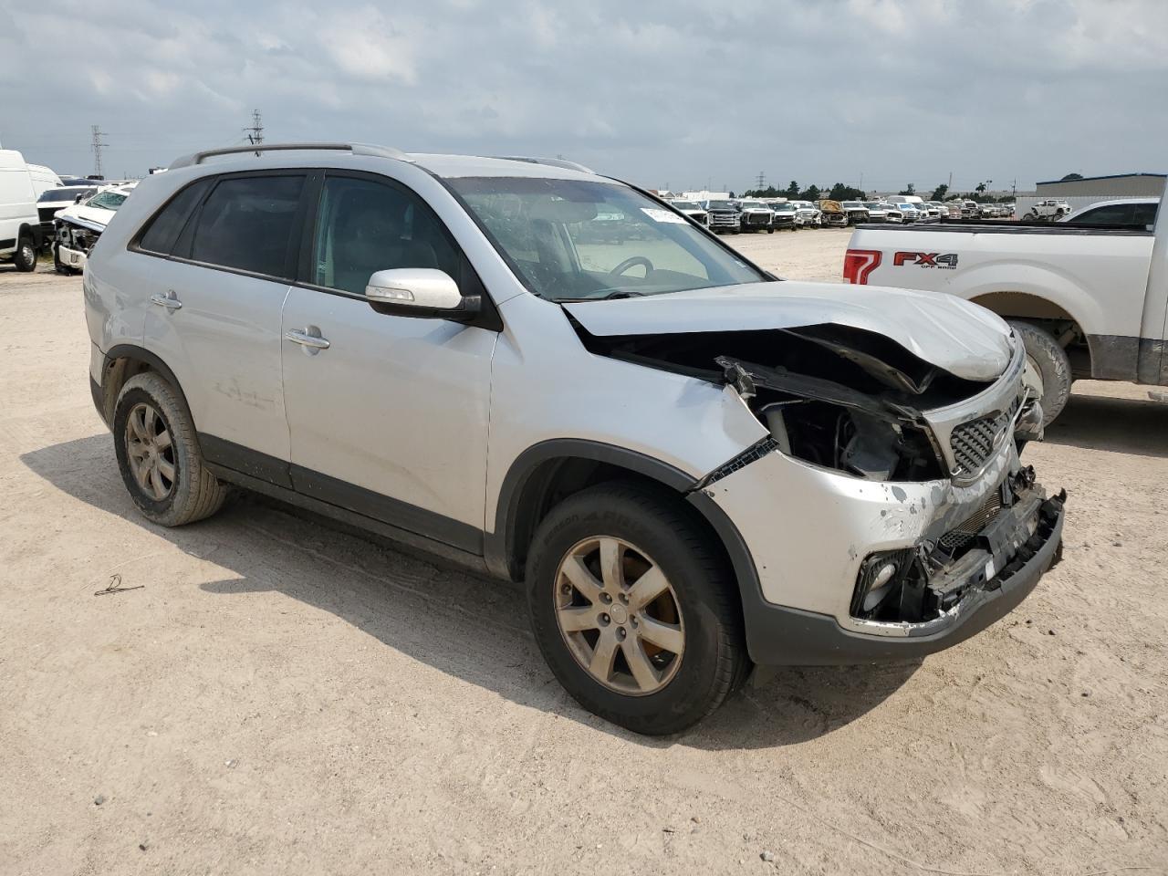 2011 Kia Sorento Base - Image 4