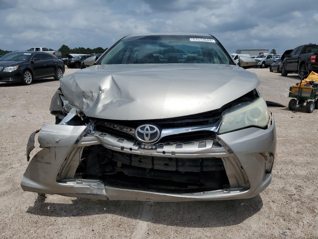 2016 Toyota Camry Le - Image 5