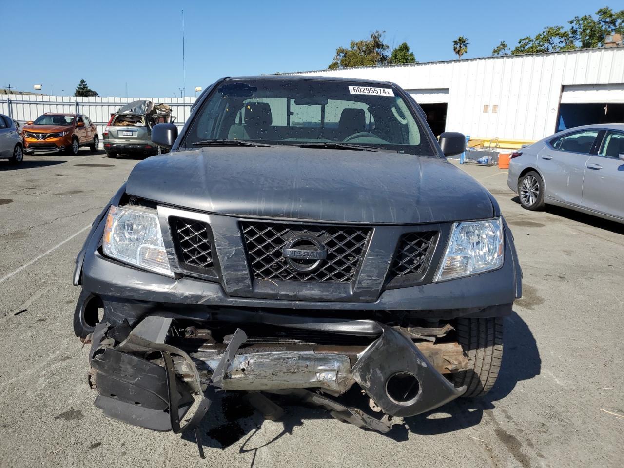 2010 Nissan Frontier King Cab Se - Image 5