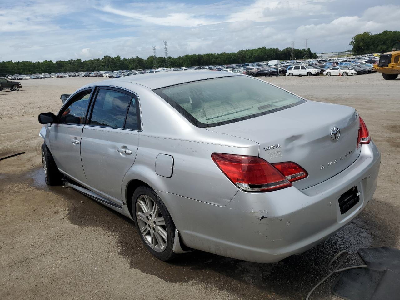 2006 Toyota Avalon Xl - Image 2