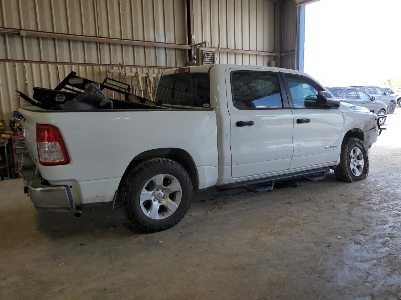 2020 Ram 1500 Tradesman - Фото 3