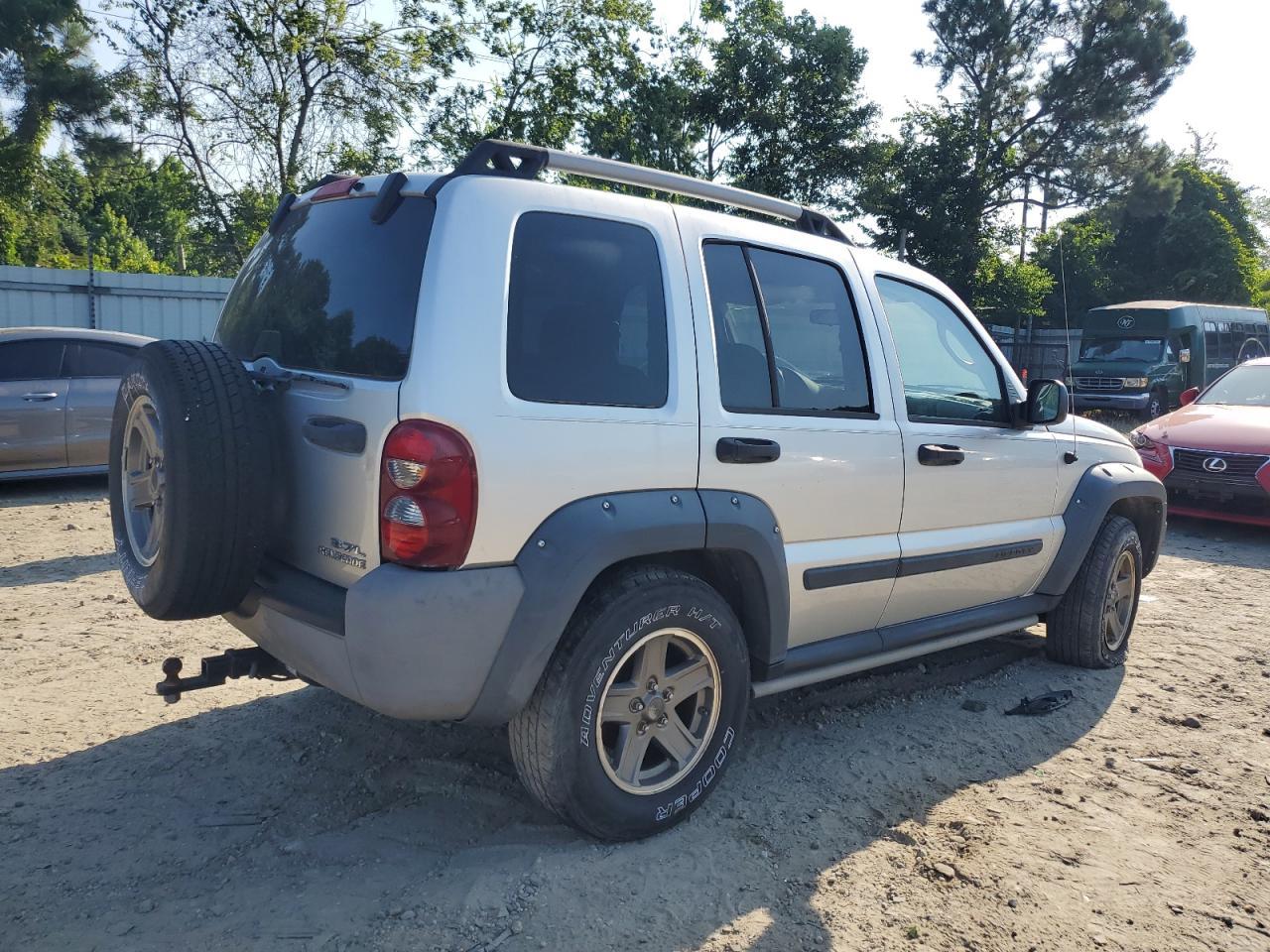 2006 Jeep Liberty Renegade - Фото 3