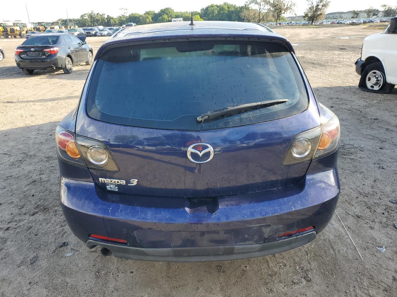 2005 Mazda 3 Hatchback - Фото 6