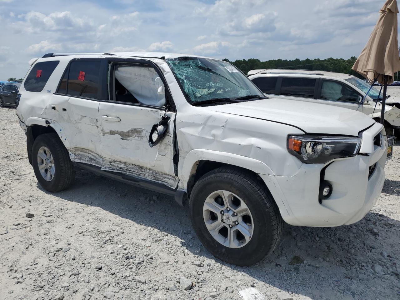 2021 Toyota 4Runner Sr5 - Image 4