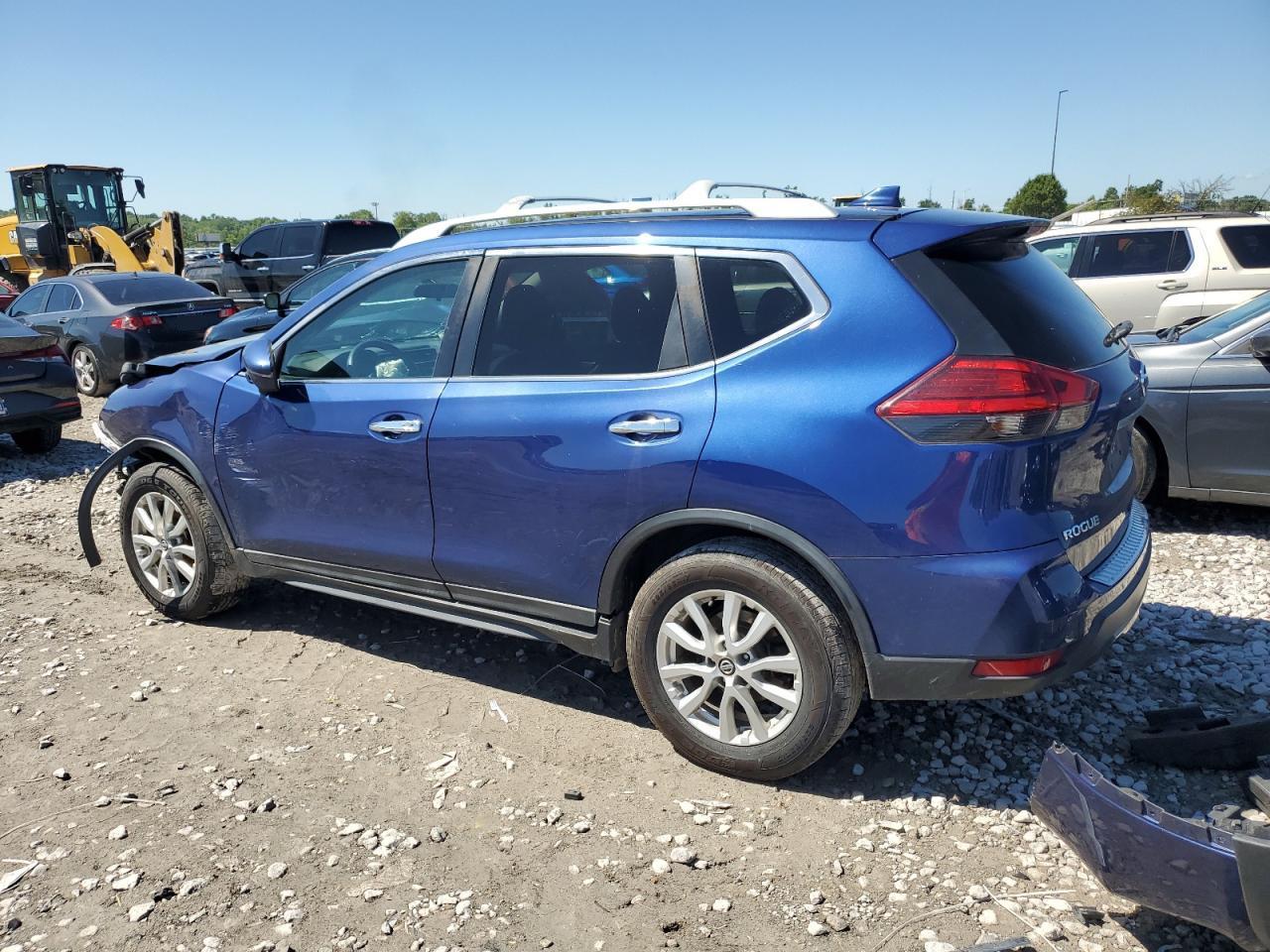 2017 Nissan Rogue S - Image 2