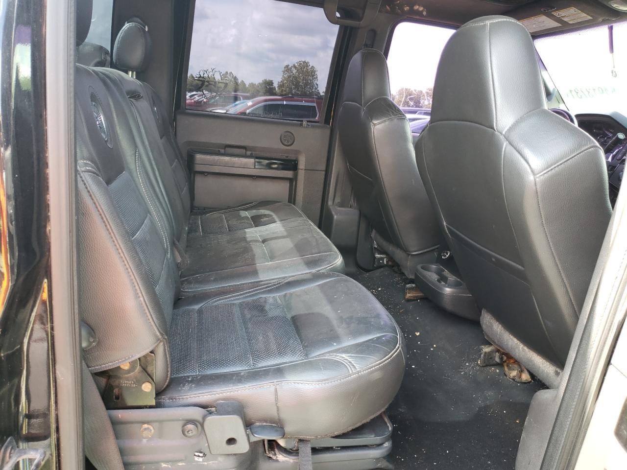 2010 Ford F450 Super - Image 6