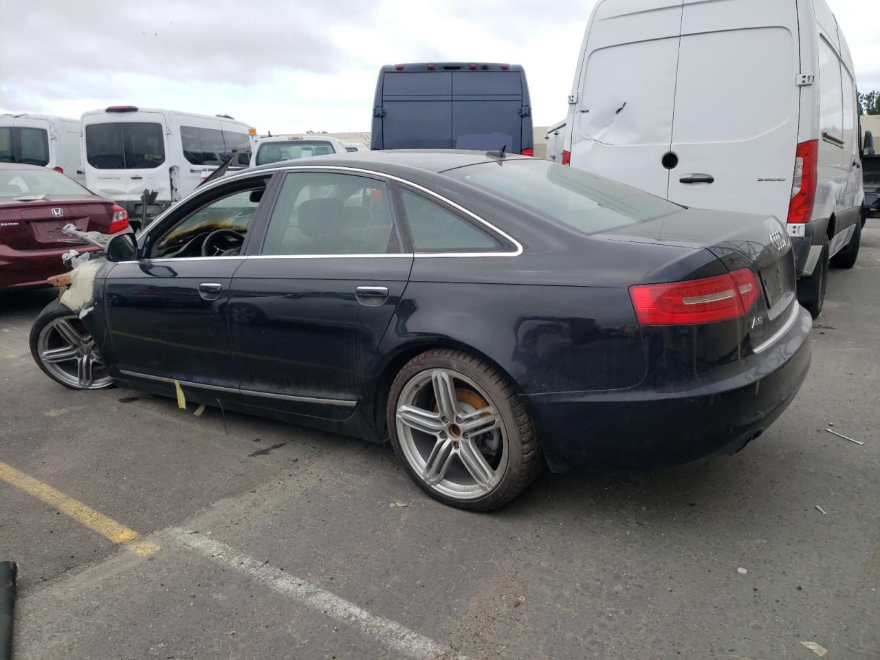 2010 Audi A6 Premium Plus - Фото 2