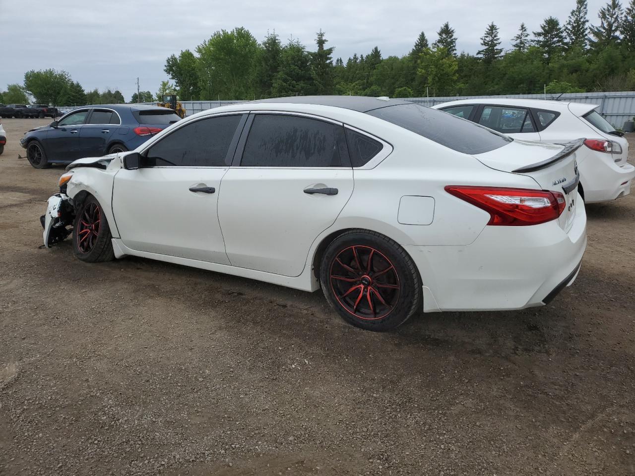 2017 Nissan Altima 2.5 - Image 2