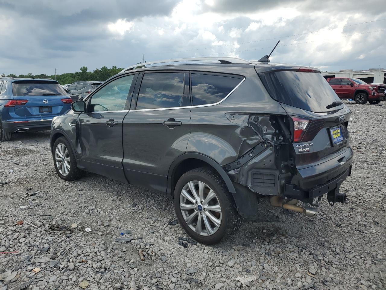 2018 Ford Escape Titanium - Фото 2