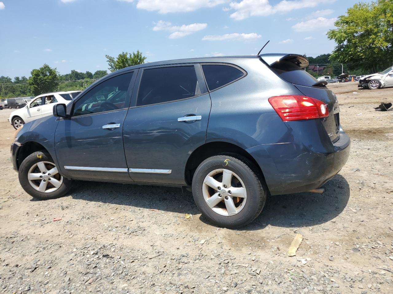 2012 Nissan Rogue S - Фото 2