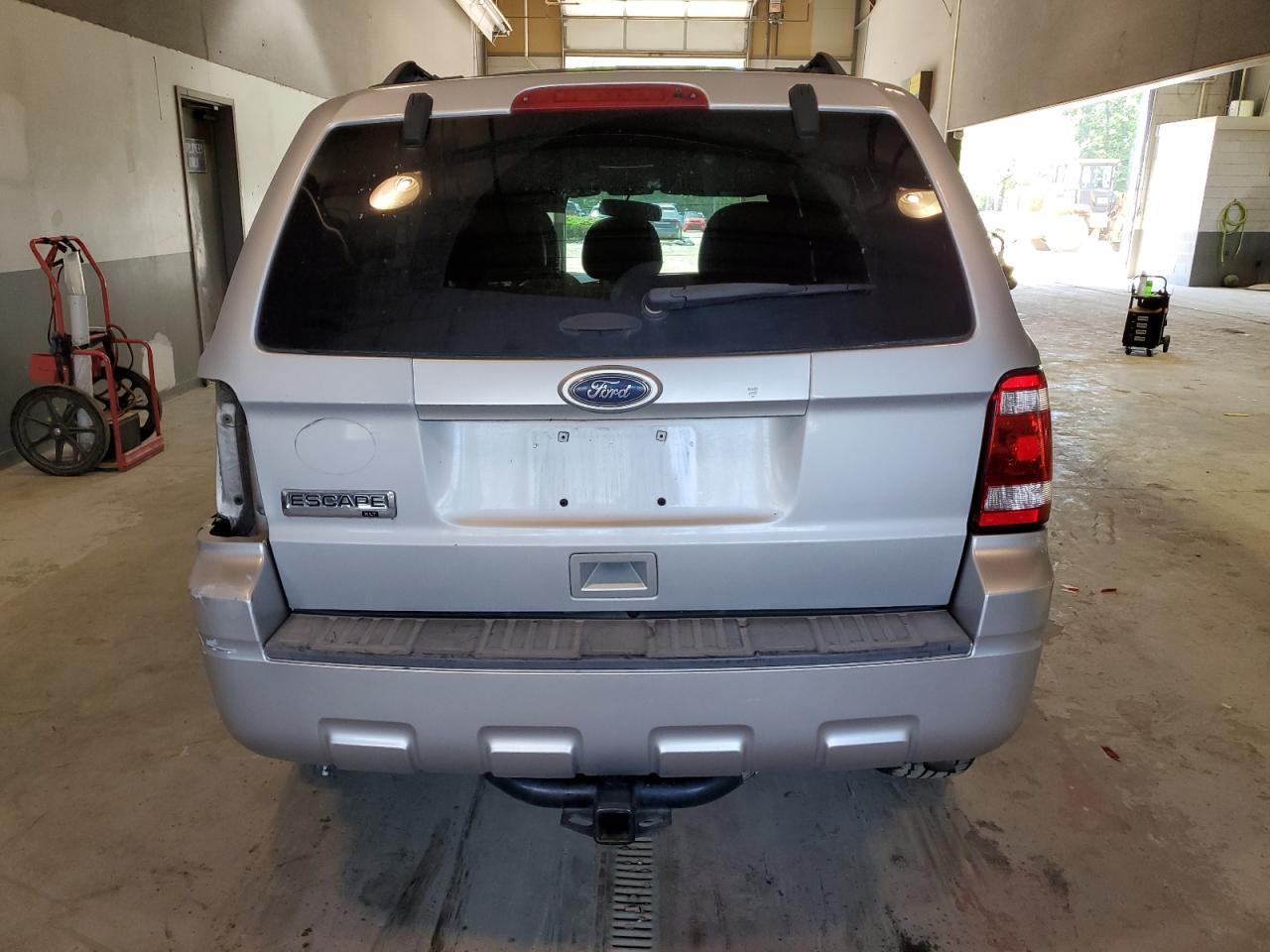 2011 Ford Escape Xlt - Фото 6