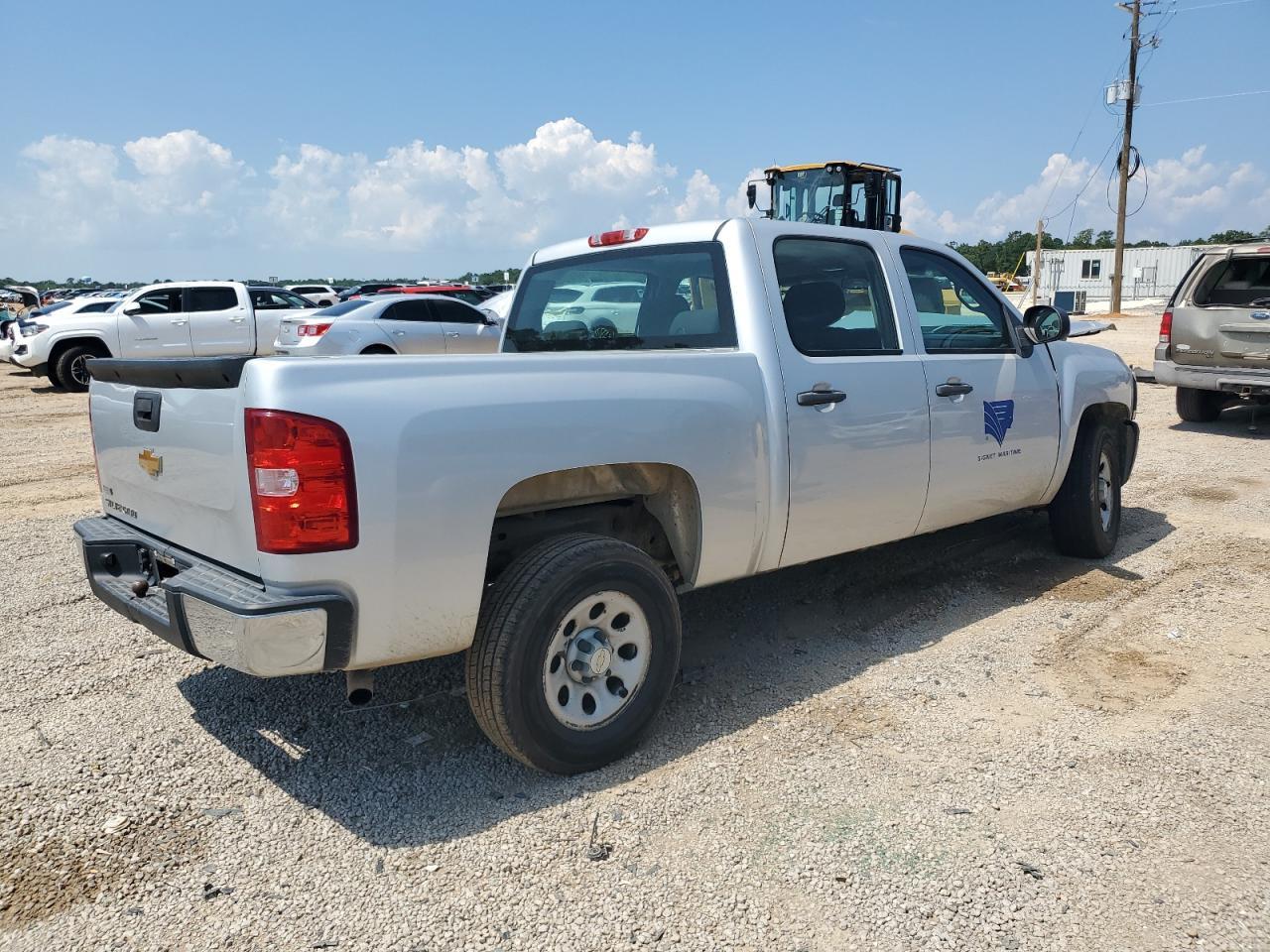 2012 Chevrolet Silverado C1500 - Image 3