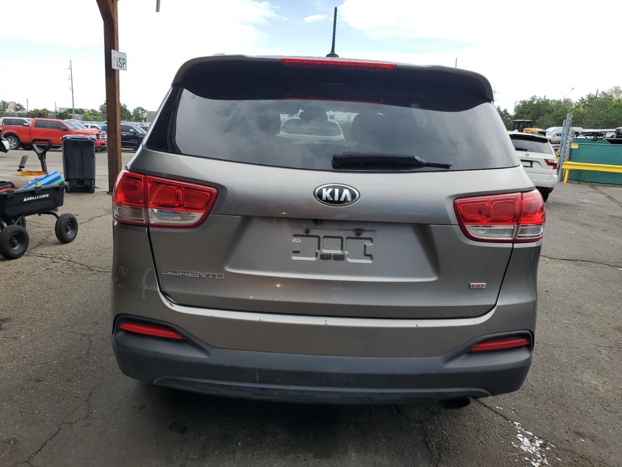 2017 Kia Sorento Lx - Фото 6