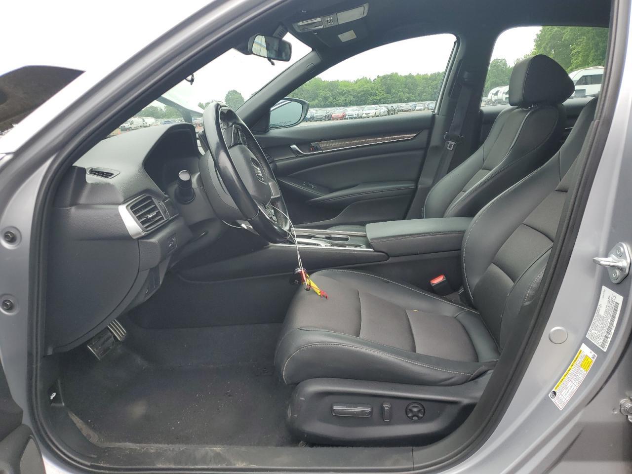 2022 Honda Accord Sport - Image 7