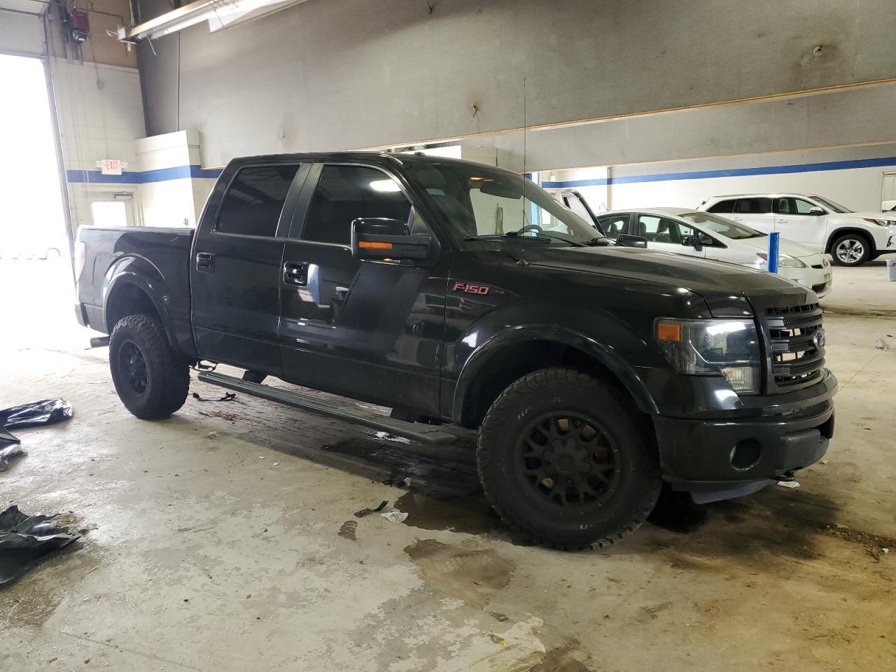 2014 Ford F150 Supercrew - Фото 4