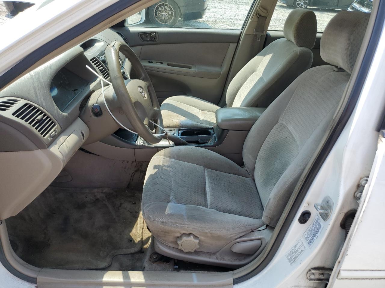 2002 Toyota Camry Le - Фото 7