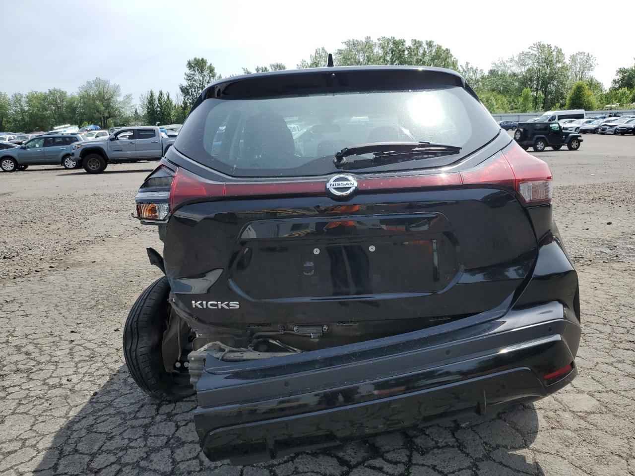 2021 Nissan Kicks S - Image 6