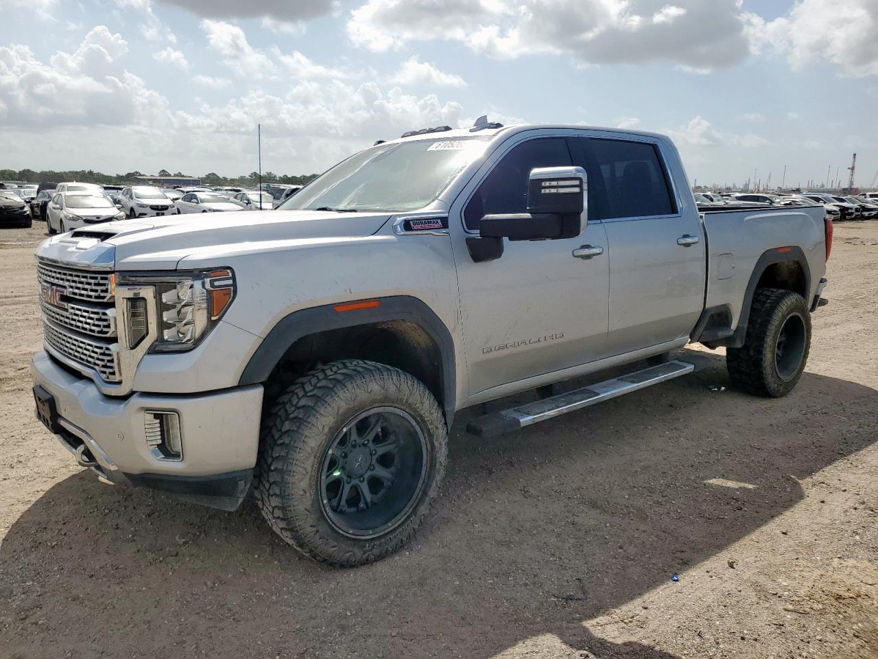 2020 GMC Sierra K2500 Denali