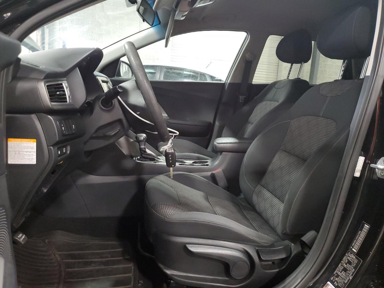 2017 Kia Niro Fe - Image 7