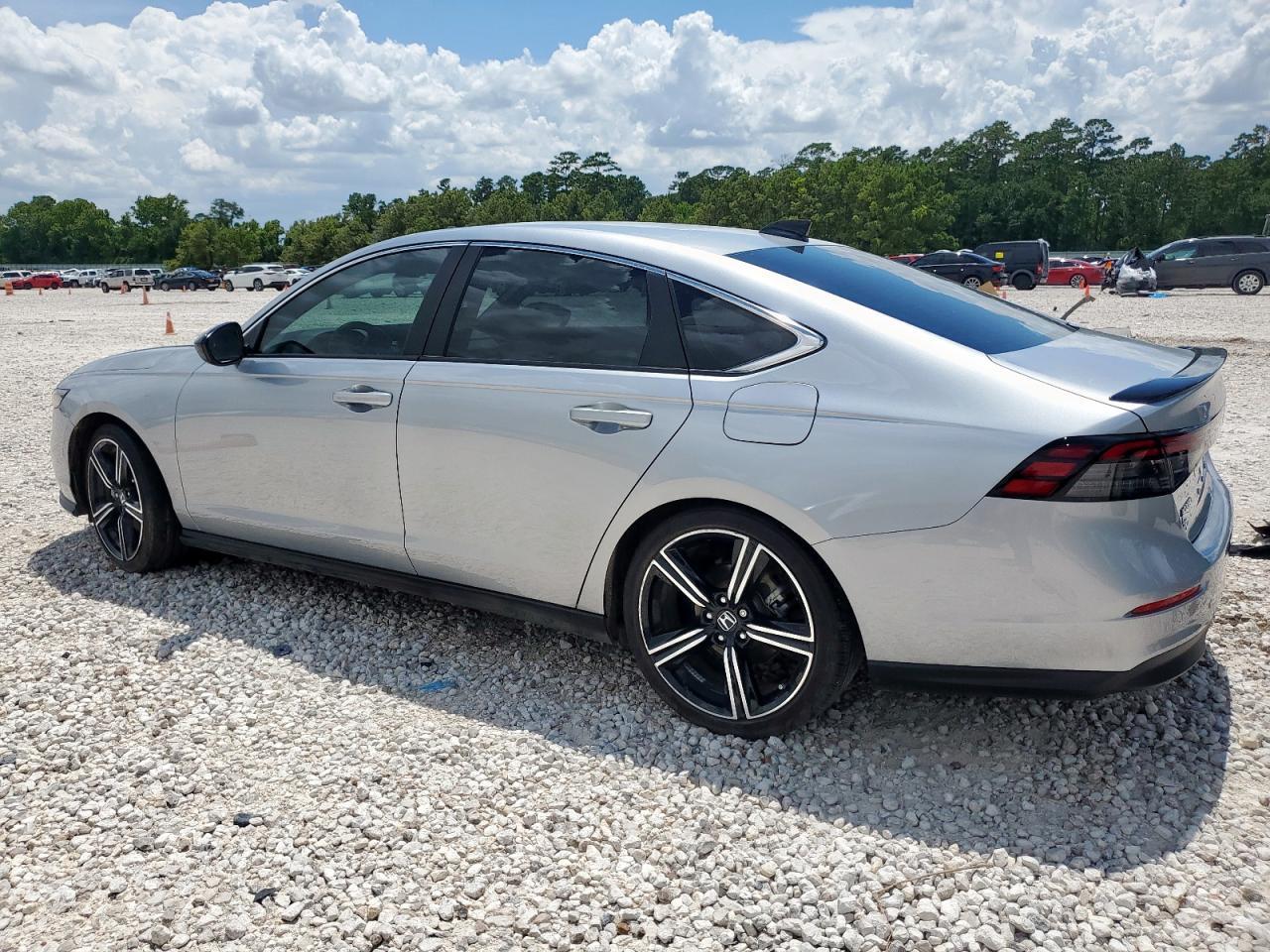 2024 Honda Accord Hybrid Sport - Фото 2