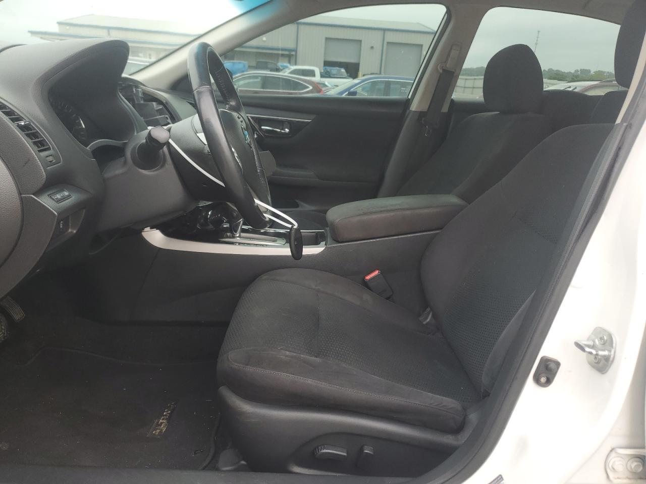 2014 Nissan Altima 2.5 - Image 7