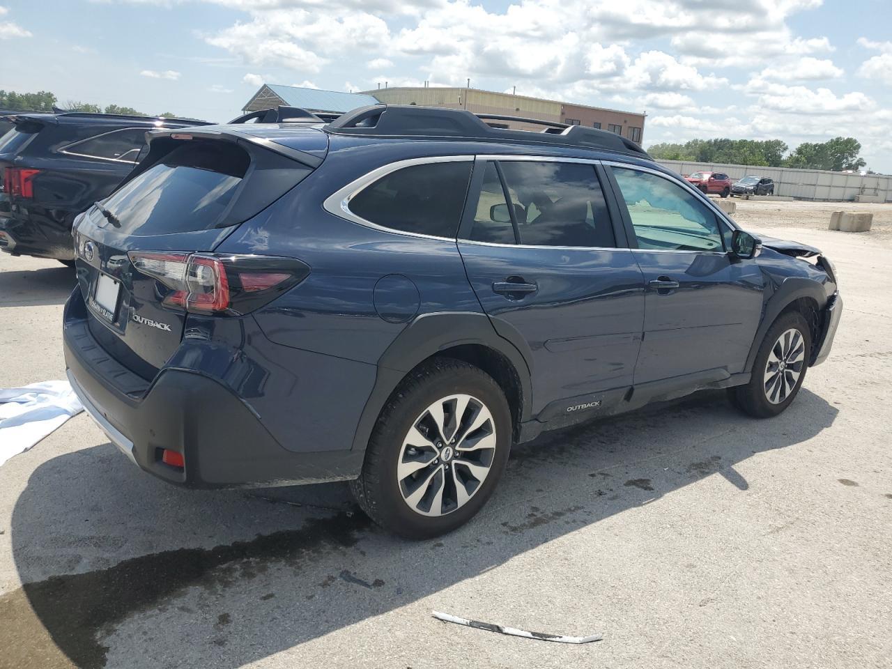 2025 Subaru Outback Limited - Фото 3