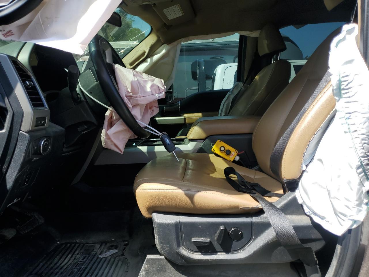 2022 Ford F450 Super Duty - Фото 7