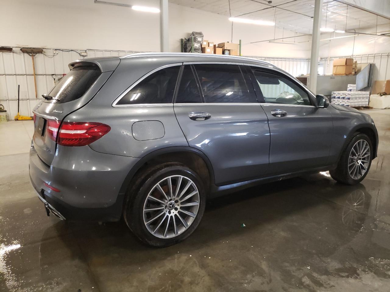 2018 Mercedes-Benz Glc 300 4Matic - Image 3