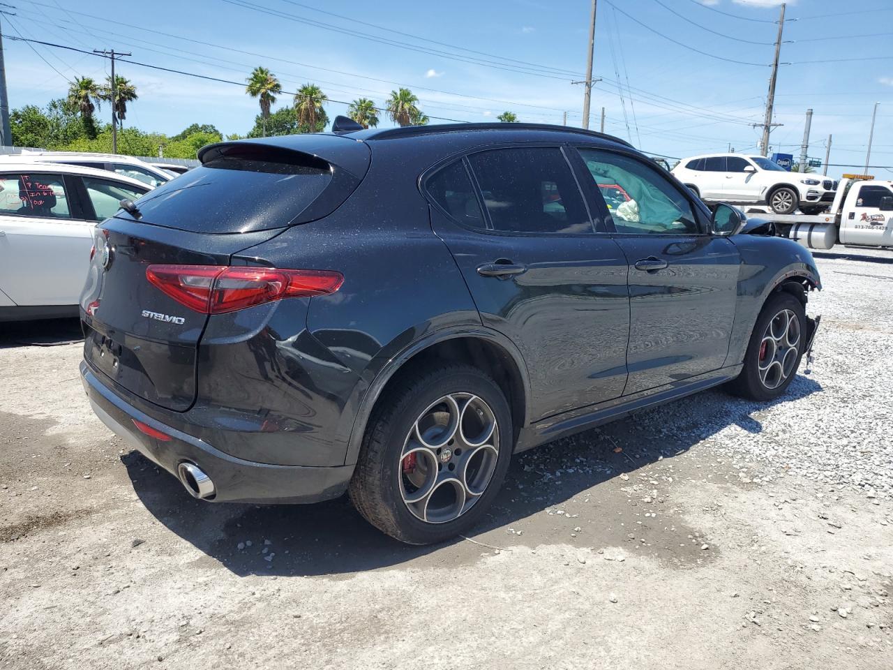 2020 Alfa Romeo Stelvio - Фото 3