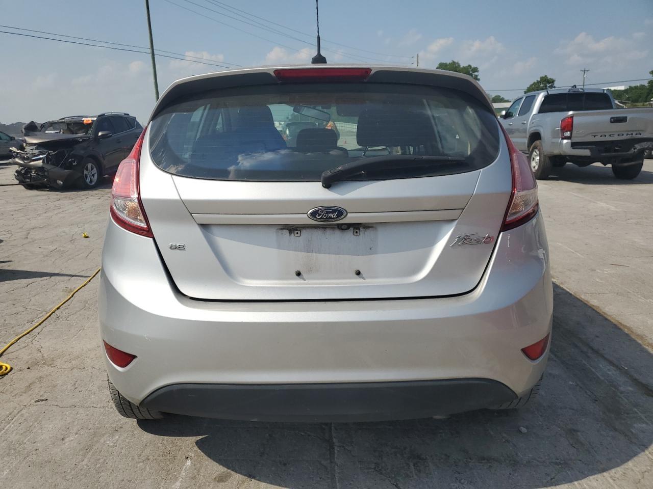 2018 Ford Fiesta Se - Image 6