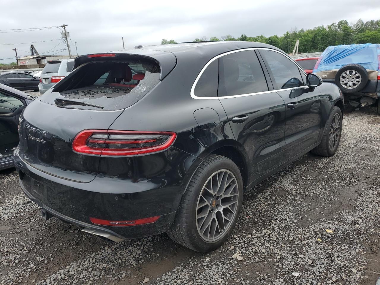 2015 Porsche Macan Turbo - Image 3