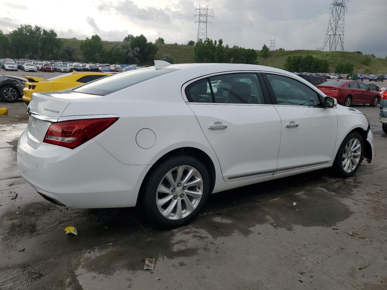 2015 Buick Lacrosse - Image 3