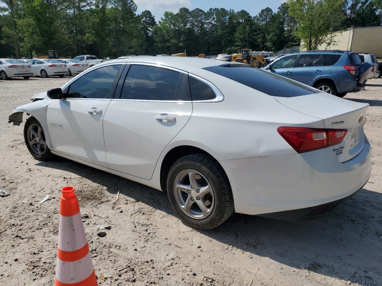 2018 Chevrolet Malibu Ls - Image 2