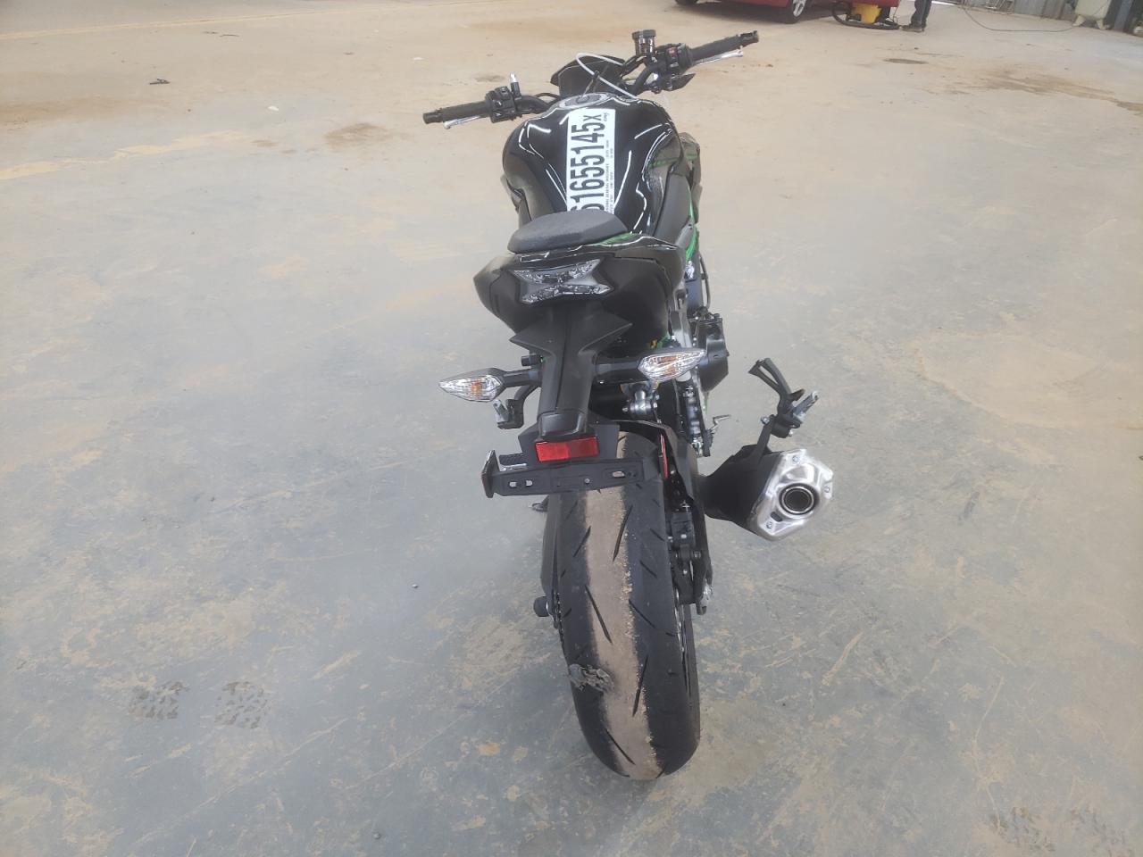 2024 Kawasaki Zr900 M - Фото 4