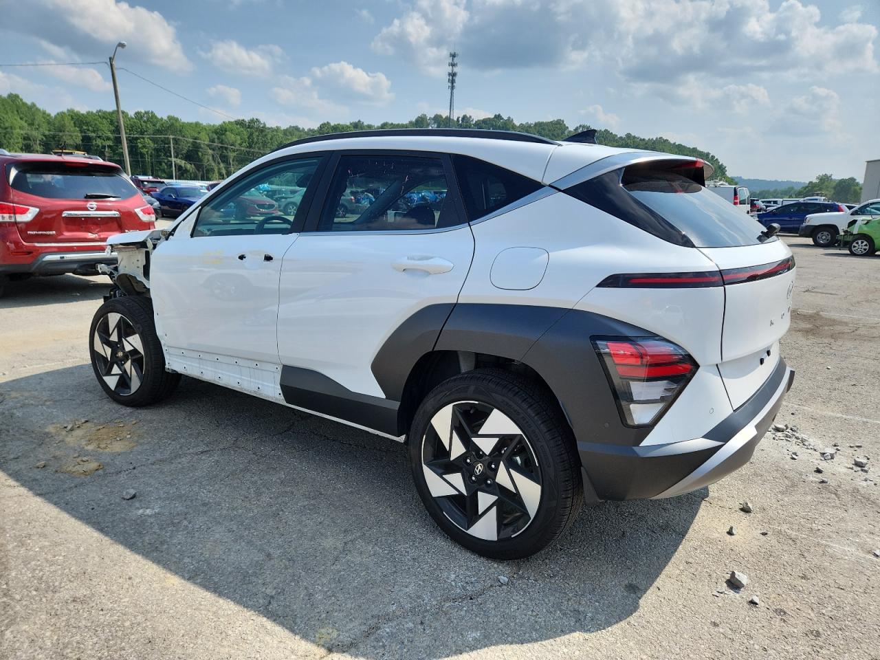 2025 Hyundai Kona Limited - Фото 2