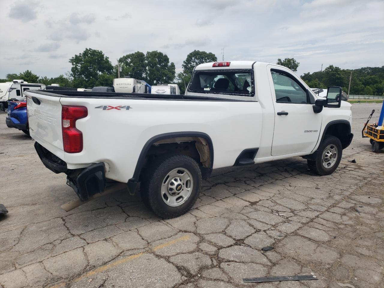 2025 Chevrolet Silverado K2500 Heavy Duty - Image 3
