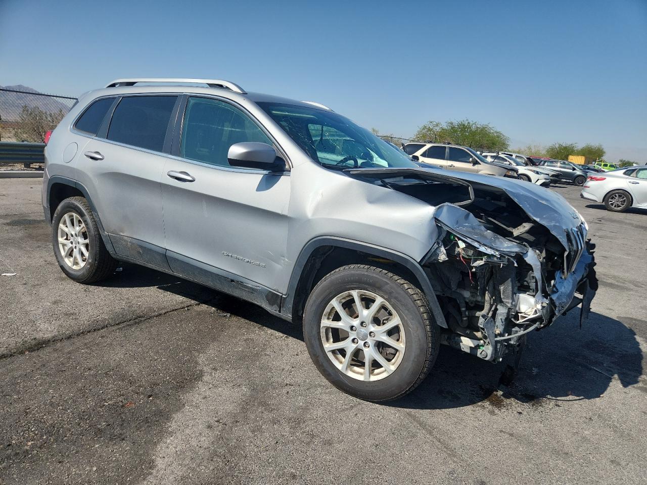 2014 Jeep Cherokee Latitude - Фото 4