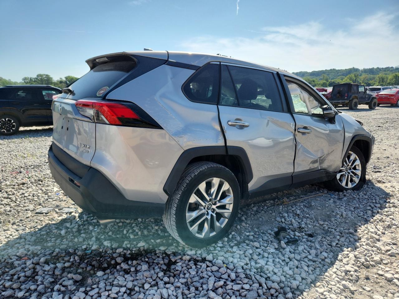 2021 Toyota Rav4 Xle Premium - Фото 3