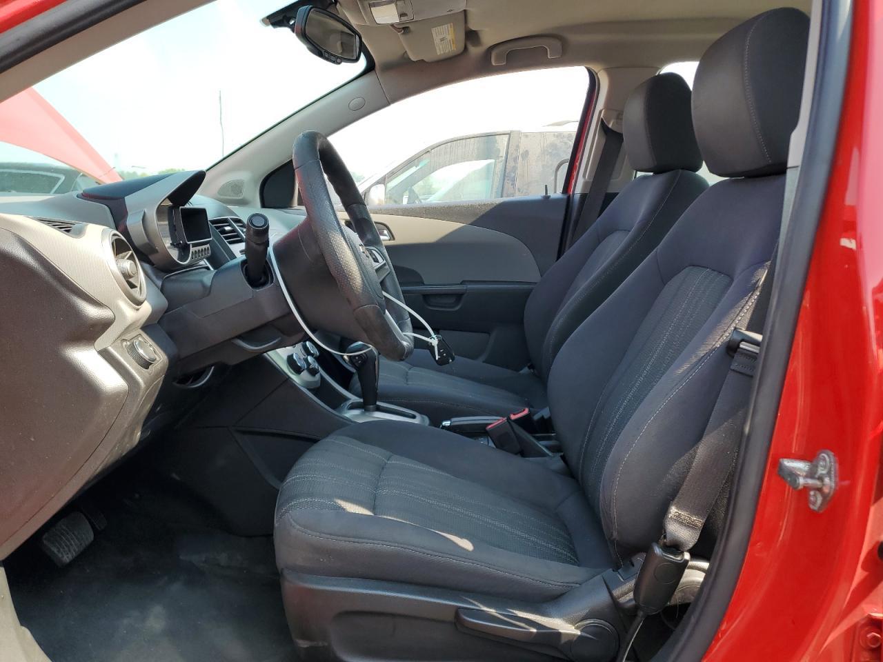 2015 Chevrolet Sonic Lt - Фото 7