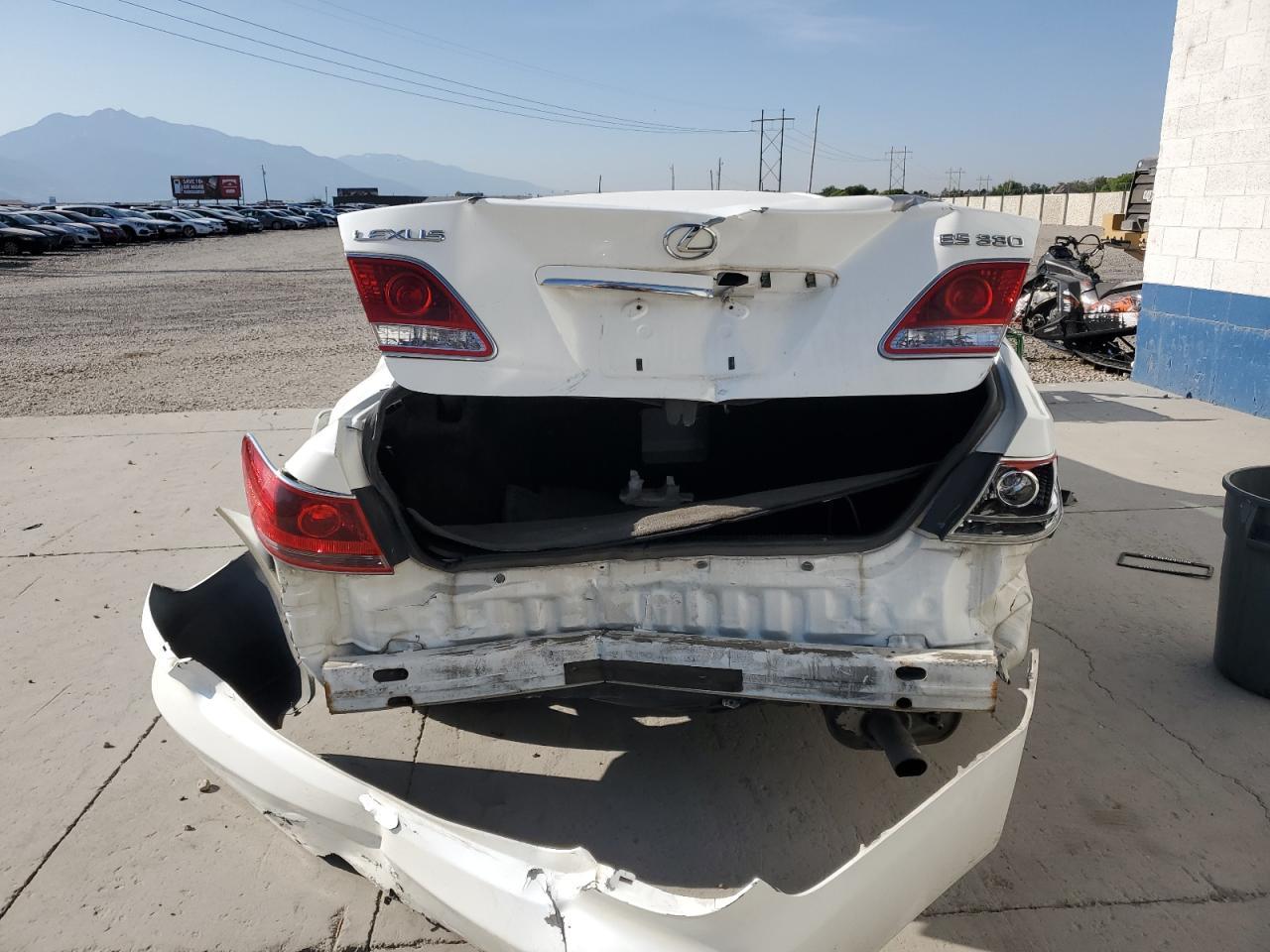 2005 Lexus Es 330 - Image 6