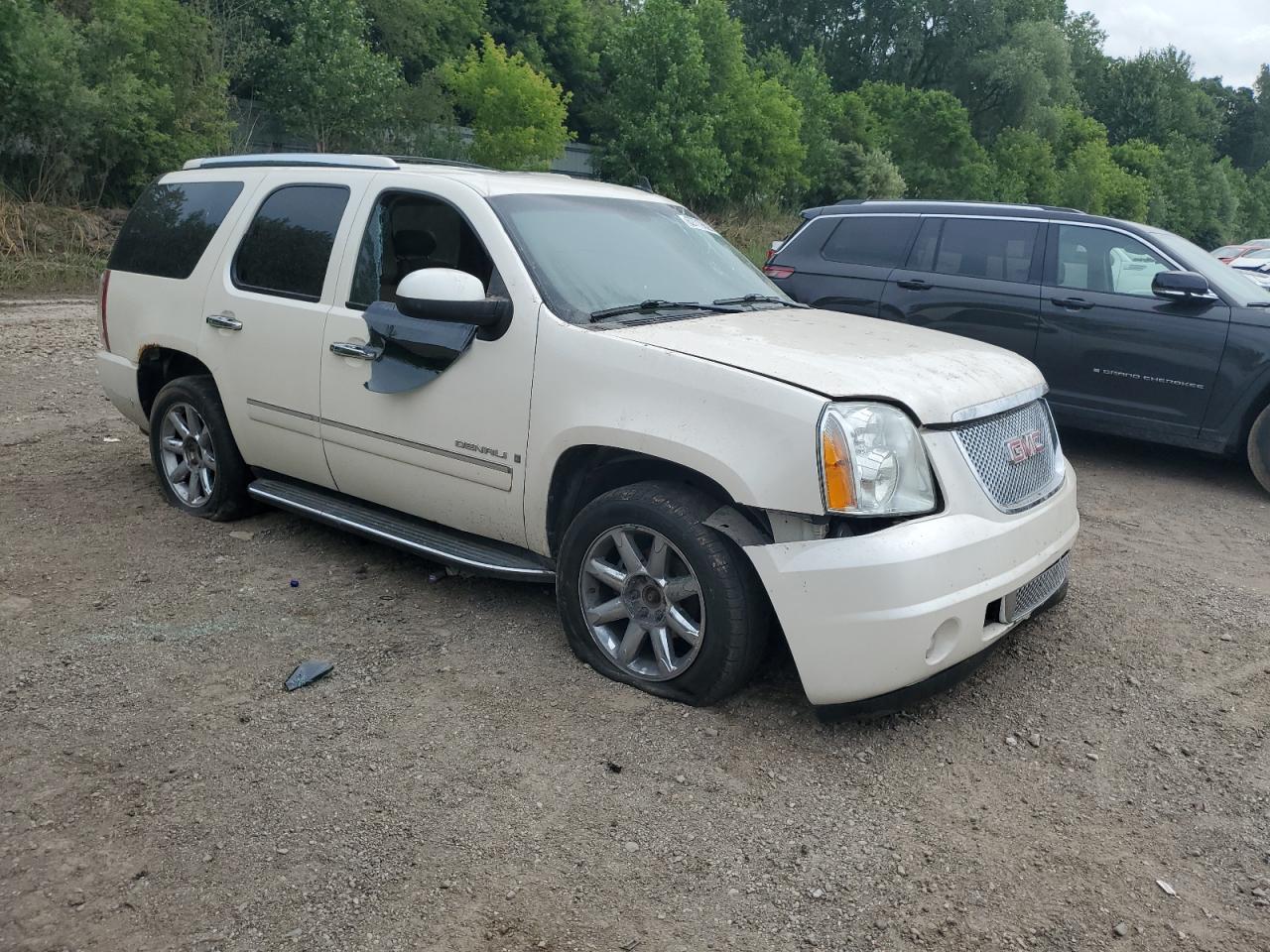 2009 GMC Yukon Denali - Фото 4