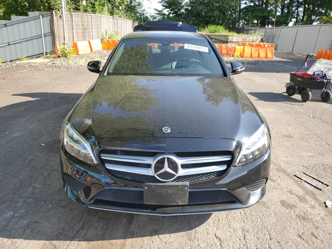 2019 Mercedes-Benz C 300 4Matic - Image 5