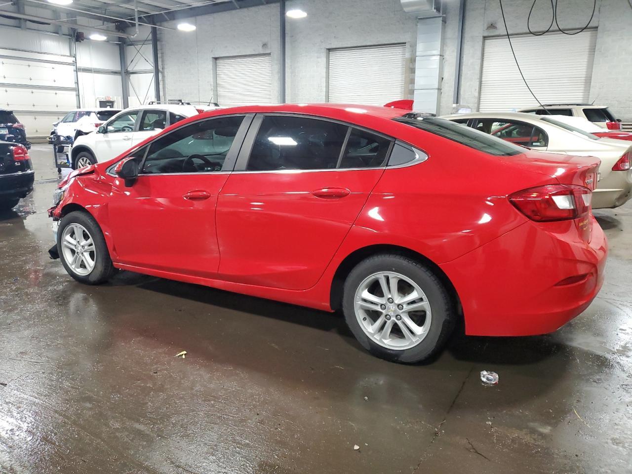 2018 Chevrolet Cruze Lt - Фото 2