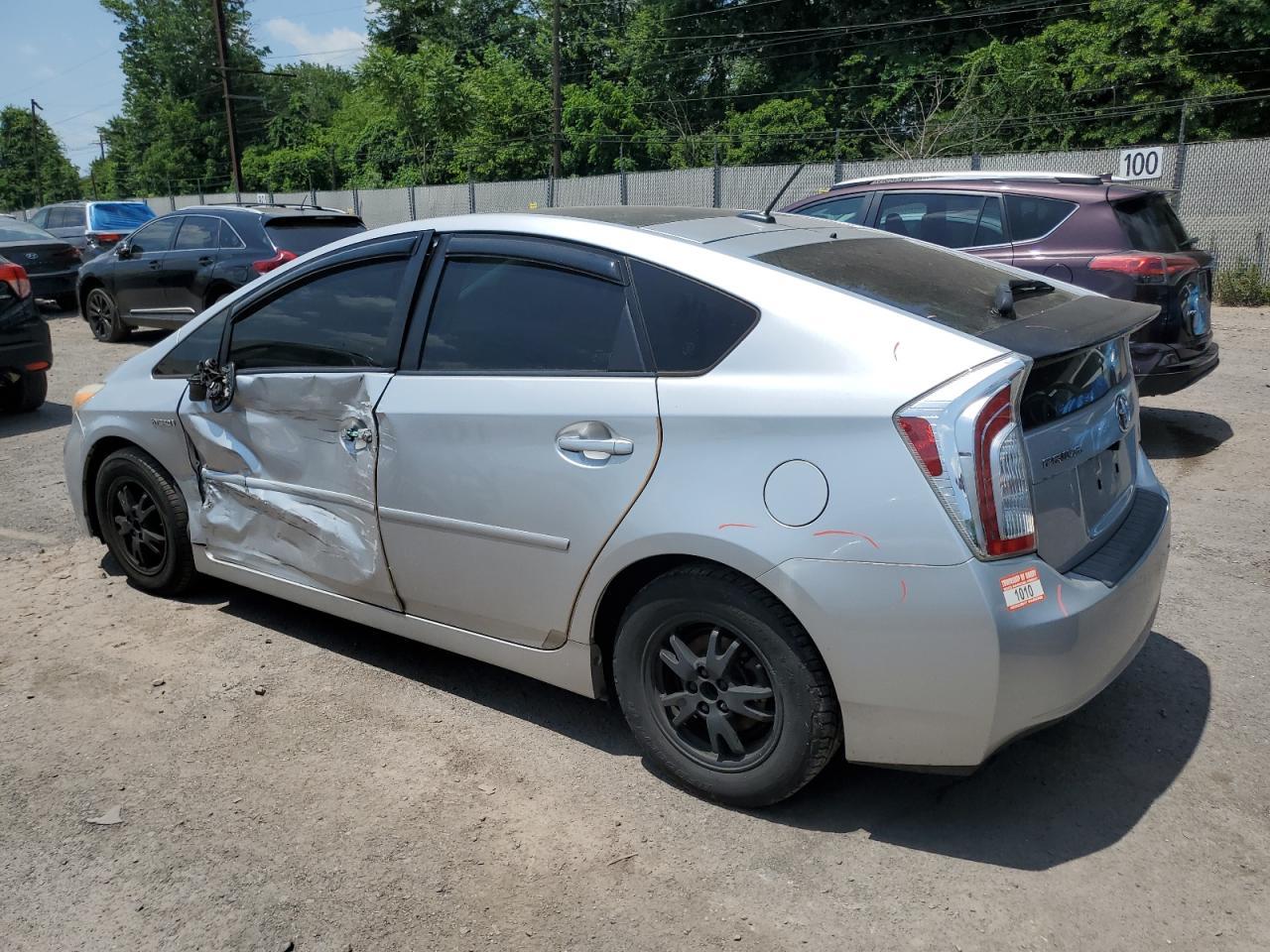 2012 Toyota Prius - Фото 2