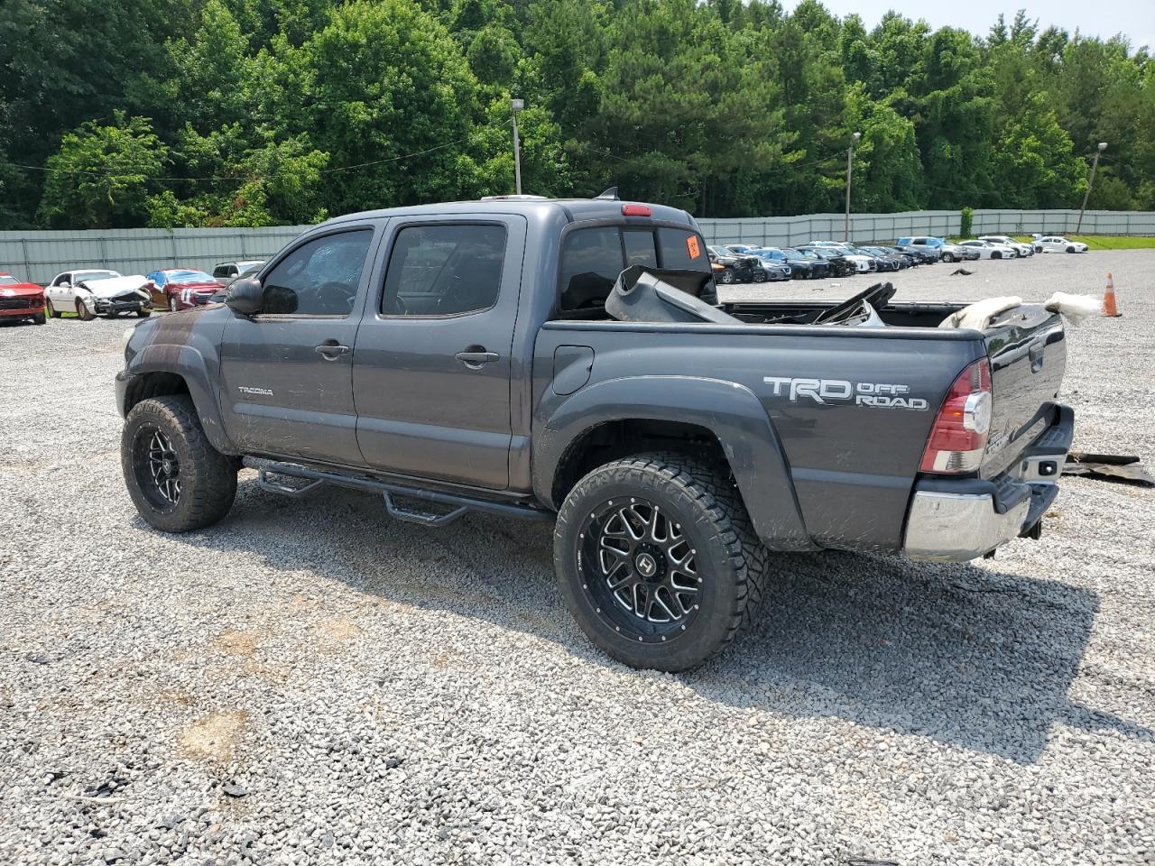 2015 Toyota Tacoma Double Cab - Фото 2