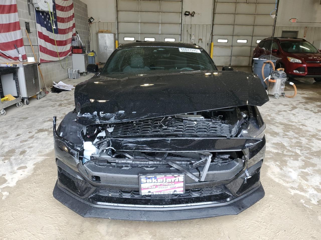 2025 Ford Mustang - Image 5