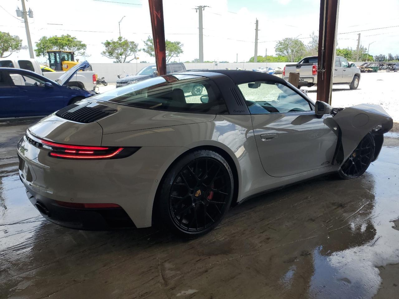 2024 Porsche 911 Targa 4S - Фото 3