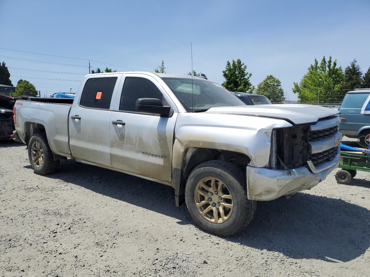2018 Chevrolet Silverado K1500 Custom - Фото 4