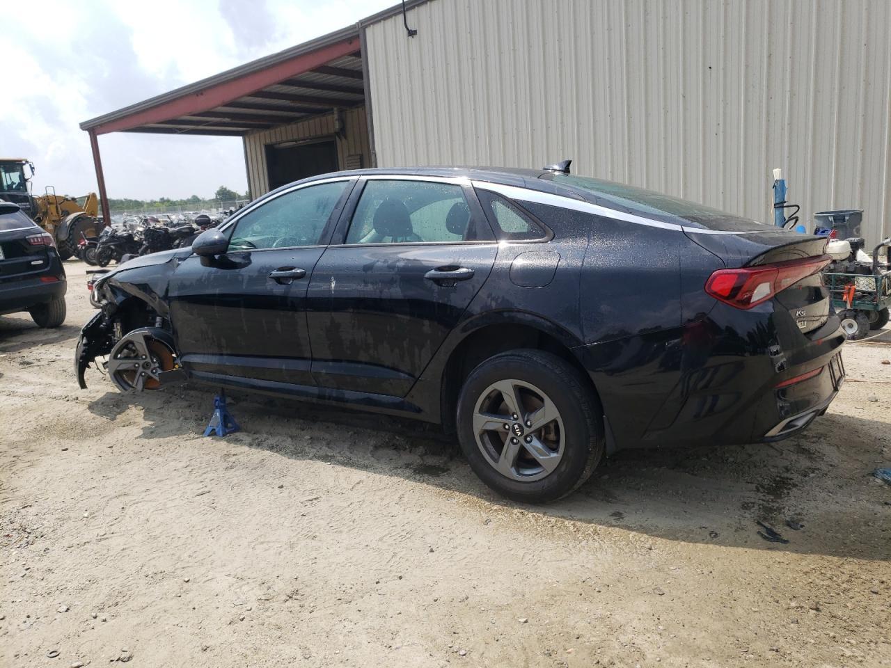 2021 Kia K5 Lxs - Image 2